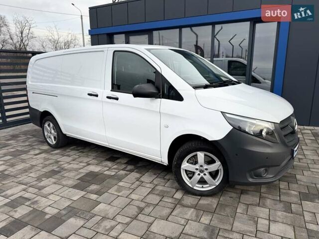 Белый Мерседес Вито, объемом двигателя 2 л и пробегом 186 тыс. км за 25500 $, фото 5 на Automoto.ua