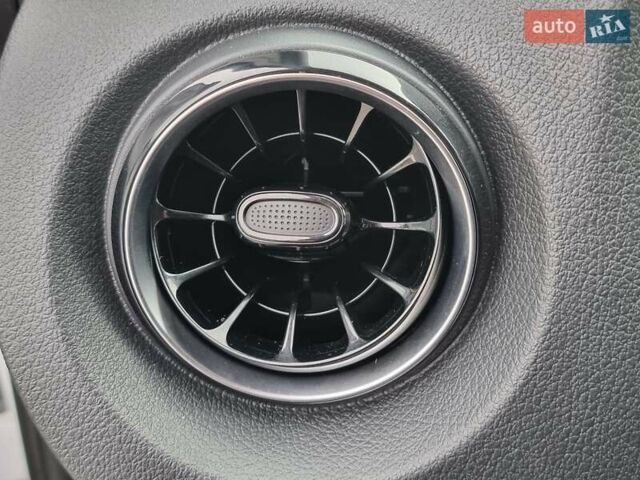 Белый Мерседес Вито, объемом двигателя 2 л и пробегом 210 тыс. км за 22900 $, фото 40 на Automoto.ua