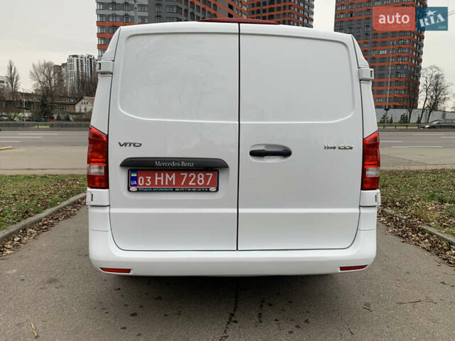 Белый Мерседес Вито, объемом двигателя 1.95 л и пробегом 228 тыс. км за 22600 $, фото 8 на Automoto.ua