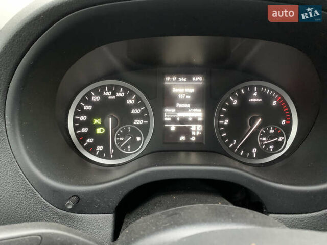 Белый Мерседес Вито, объемом двигателя 1.95 л и пробегом 228 тыс. км за 22600 $, фото 13 на Automoto.ua