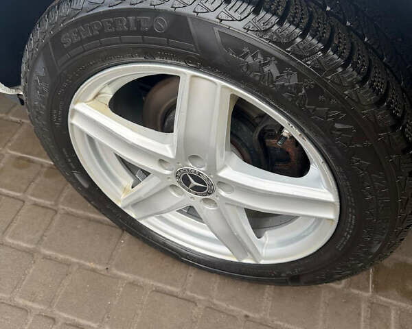 Белый Мерседес Вито, объемом двигателя 2 л и пробегом 178 тыс. км за 26500 $, фото 10 на Automoto.ua