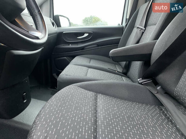 Белый Мерседес Вито, объемом двигателя 1.95 л и пробегом 228 тыс. км за 22600 $, фото 15 на Automoto.ua