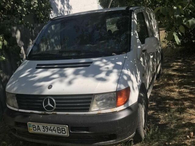 Белый Мерседес Вито, объемом двигателя 0 л и пробегом 33 тыс. км за 2500 $, фото 6 на Automoto.ua