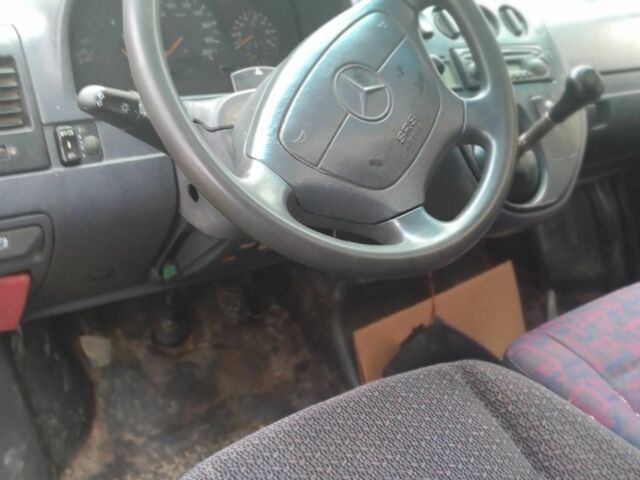 Білий Мерседес Віто, об'ємом двигуна 2.3 л та пробігом 1 тис. км за 2909 $, фото 4 на Automoto.ua