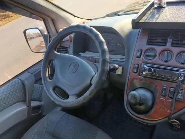 Білий Мерседес Віто, об'ємом двигуна 2.3 л та пробігом 382 тис. км за 3579 $, фото 4 на Automoto.ua