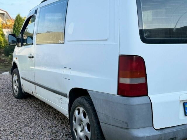 Білий Мерседес Віто, об'ємом двигуна 2.3 л та пробігом 500 тис. км за 2375 $, фото 3 на Automoto.ua