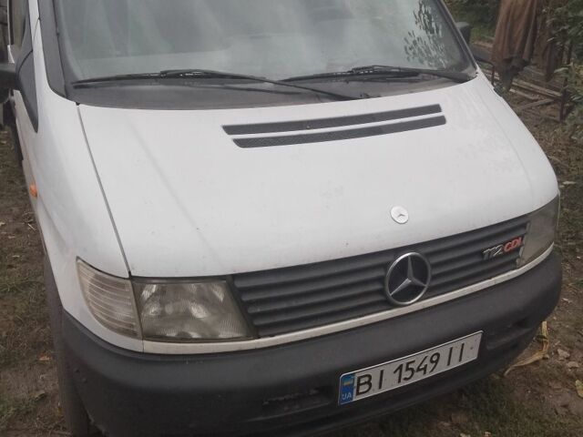 Мерседес Віто 1998 у Миргороде на Automoto.ua Білий Мерседес Віто, об'ємом двигуна 2.3 л та пробігом 400 тис. км за 3000 $, фото 5 на Automoto.ua