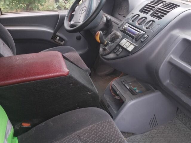 Мерседес Віто 1998 у Миргороде на Automoto.ua Білий Мерседес Віто, об'ємом двигуна 2.3 л та пробігом 400 тис. км за 3000 $, фото 3 на Automoto.ua