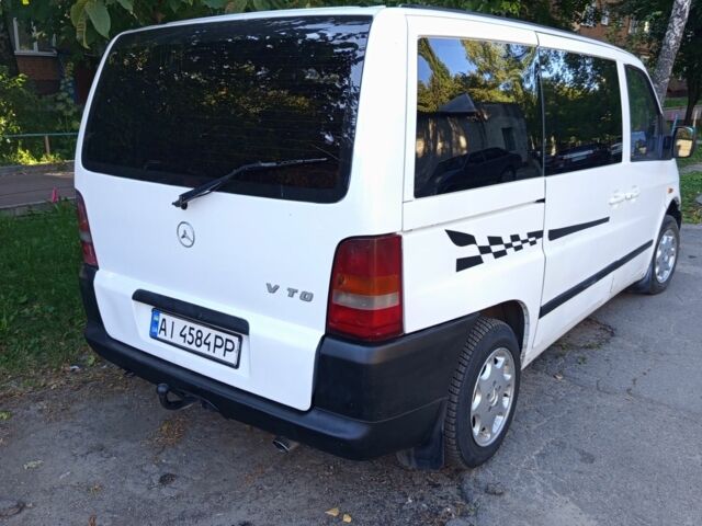 Белый Мерседес Вито, объемом двигателя 2.3 л и пробегом 500 тыс. км за 4300 $, фото 7 на Automoto.ua