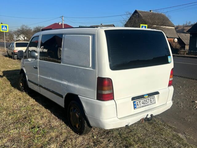Белый Мерседес Вито, объемом двигателя 2.2 л и пробегом 414 тыс. км за 4500 $, фото 12 на Automoto.ua