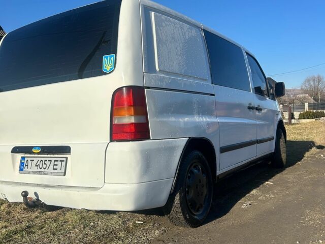 Белый Мерседес Вито, объемом двигателя 2.2 л и пробегом 414 тыс. км за 4500 $, фото 10 на Automoto.ua