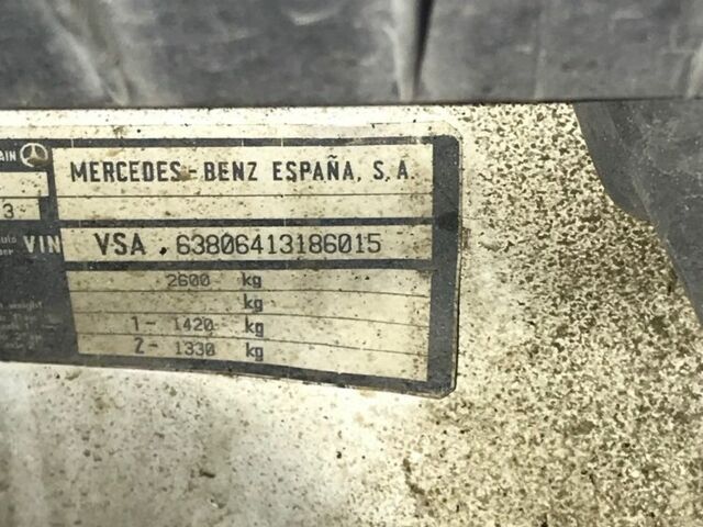 Білий Мерседес Віто, об'ємом двигуна 2.3 л та пробігом 300 тис. км за 1500 $, фото 6 на Automoto.ua