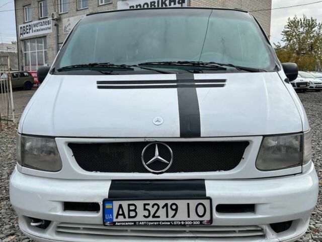 Белый Мерседес Вито, объемом двигателя 2.1 л и пробегом 333 тыс. км за 3700 $, фото 4 на Automoto.ua