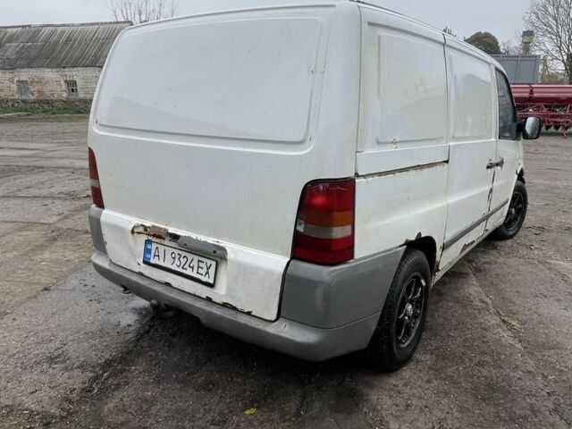 Білий Мерседес Віто, об'ємом двигуна 2.1 л та пробігом 403 тис. км за 3000 $, фото 3 на Automoto.ua