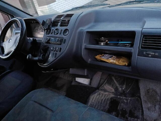 Білий Мерседес Віто, об'ємом двигуна 2 л та пробігом 440 тис. км за 3750 $, фото 3 на Automoto.ua