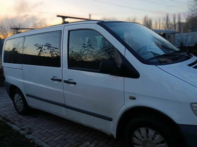 Білий Мерседес Віто, об'ємом двигуна 2 л та пробігом 440 тис. км за 3750 $, фото 1 на Automoto.ua