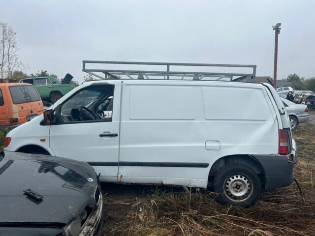 Белый Мерседес Вито, объемом двигателя 0 л и пробегом 250 тыс. км за 1500 $, фото 5 на Automoto.ua