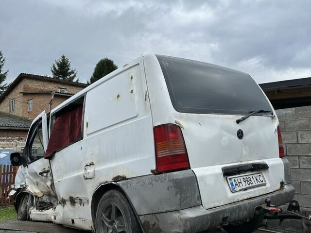 Мерседес Віто 2001 у Сокале на Automoto.ua Білий Мерседес Віто, об'ємом двигуна 0 л та пробігом 100 тис. км за 1100 $, фото 3 на Automoto.ua