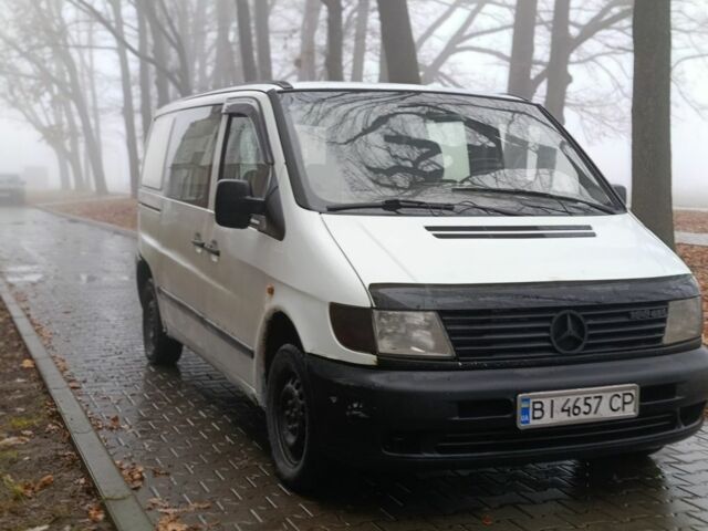 Белый Мерседес Вито, объемом двигателя 2.1 л и пробегом 450 тыс. км за 2200 $, фото 2 на Automoto.ua