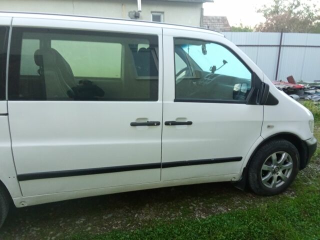 Білий Мерседес Віто, об'ємом двигуна 2.2 л та пробігом 3 тис. км за 3600 $, фото 7 на Automoto.ua