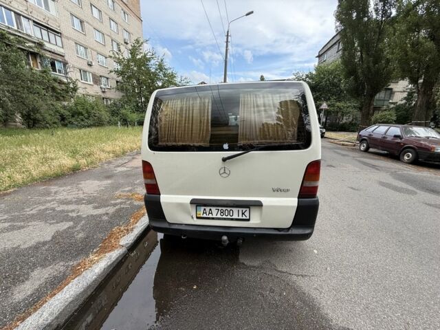 Белый Мерседес Вито, объемом двигателя 2.2 л и пробегом 370 тыс. км за 5000 $, фото 12 на Automoto.ua