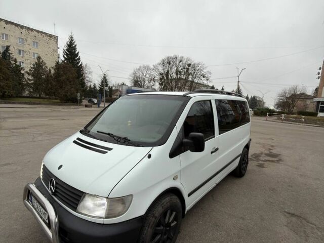 Белый Мерседес Вито, объемом двигателя 2.1 л и пробегом 300 тыс. км за 5500 $, фото 4 на Automoto.ua