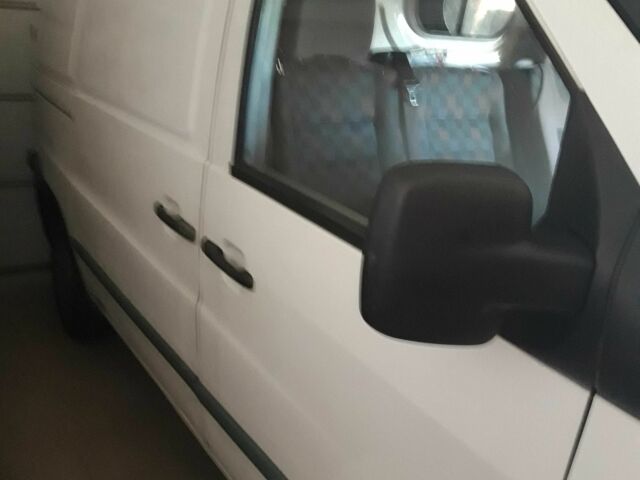 Мерседес Вито 2003 в Обухове на Automoto.ua Белый Мерседес Вито, объемом двигателя 2.2 л и пробегом 314 тыс. км за 3901 $, фото 3 на Automoto.ua