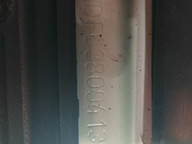 Білий Мерседес Віто, об'ємом двигуна 0 л та пробігом 350 тис. км за 4599 $, фото 13 на Automoto.ua