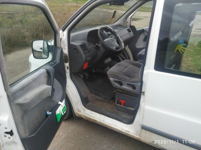 Білий Мерседес Віто, об'ємом двигуна 0 л та пробігом 278 тис. км за 3200 $, фото 6 на Automoto.ua