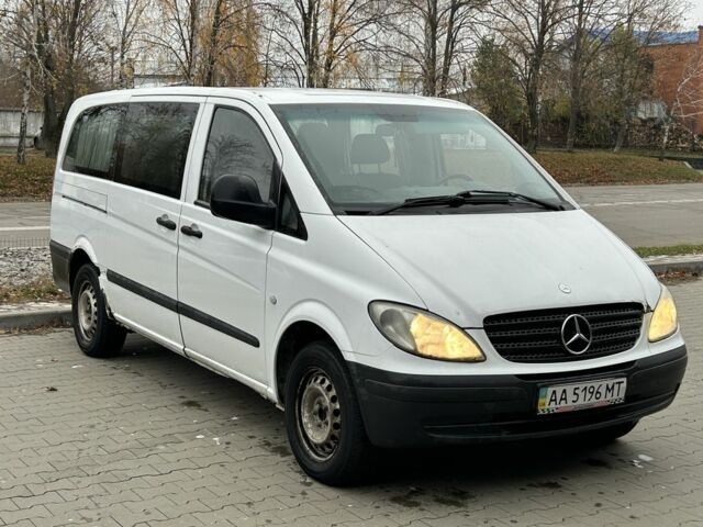 Белый Мерседес Вито, объемом двигателя 2.2 л и пробегом 260 тыс. км за 3750 $, фото 6 на Automoto.ua