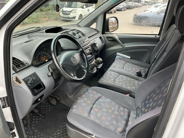 Белый Мерседес Вито, объемом двигателя 2.2 л и пробегом 260 тыс. км за 3750 $, фото 8 на Automoto.ua