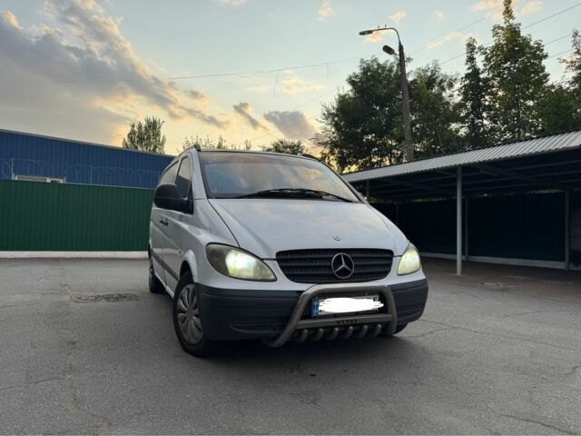 Мерседес Вито 2005 в Кривом Роге на Automoto.ua Белый Мерседес Вито, объемом двигателя 2.1 л и пробегом 5 тыс. км за 4800 $, фото 1 на Automoto.ua