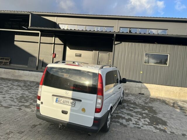 Білий Мерседес Віто, об'ємом двигуна 2.1 л та пробігом 292 тис. км за 6700 $, фото 5 на Automoto.ua