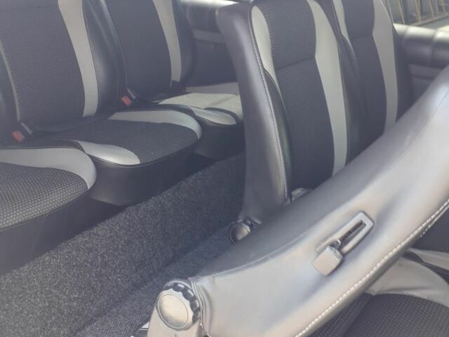 Белый Мерседес Вито, объемом двигателя 2.1 л и пробегом 420 тыс. км за 7200 $, фото 3 на Automoto.ua