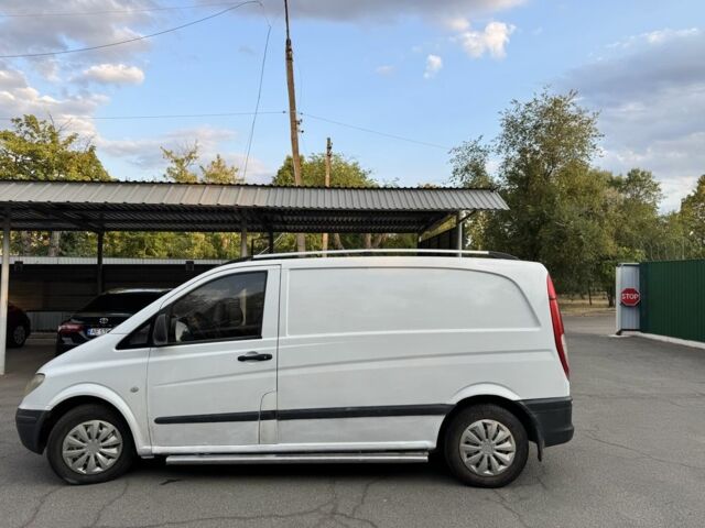 Мерседес Вито 2005 в Кривом Роге на Automoto.ua Белый Мерседес Вито, объемом двигателя 2.1 л и пробегом 5 тыс. км за 4800 $, фото 2 на Automoto.ua