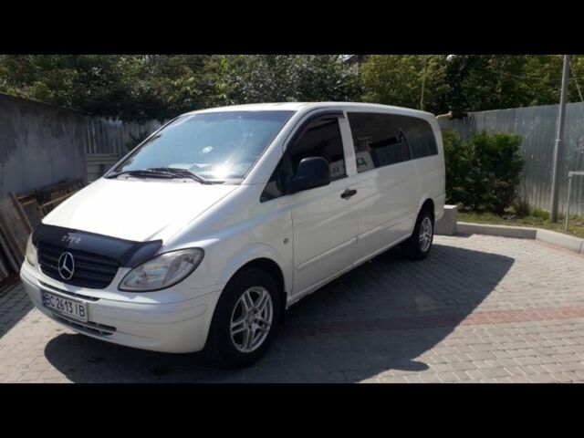 Белый Мерседес Вито, объемом двигателя 2.1 л и пробегом 420 тыс. км за 7200 $, фото 2 на Automoto.ua