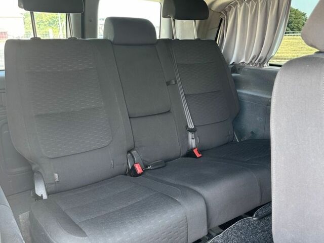 Белый Мерседес Вито, объемом двигателя 2.1 л и пробегом 380 тыс. км за 7650 $, фото 7 на Automoto.ua