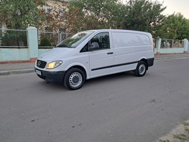 Белый Мерседес Вито, объемом двигателя 2.1 л и пробегом 270 тыс. км за 6499 $, фото 6 на Automoto.ua