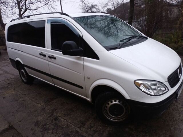 Белый Мерседес Вито, объемом двигателя 2.1 л и пробегом 279 тыс. км за 7300 $, фото 1 на Automoto.ua