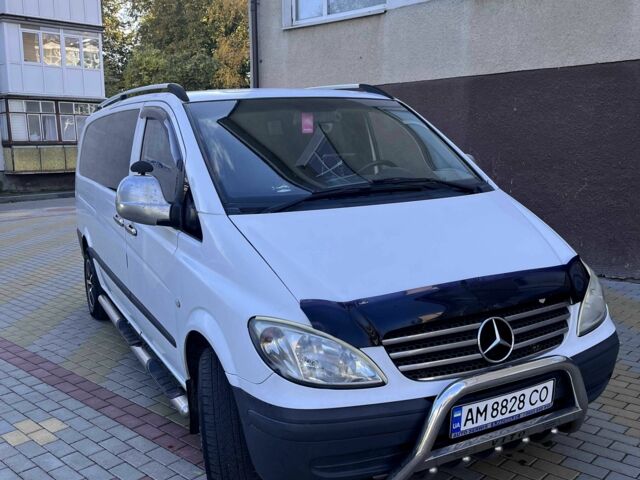 Мерседес Віто 2006 у Житомирі на Automoto.ua Білий Мерседес Віто, об'ємом двигуна 2.1 л та пробігом 266 тис. км за 7777 $, фото 2 на Automoto.ua