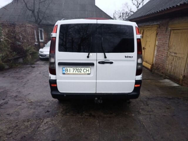 Белый Мерседес Вито, объемом двигателя 2.1 л и пробегом 279 тыс. км за 7300 $, фото 3 на Automoto.ua