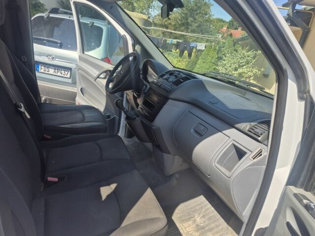 Белый Мерседес Вито, объемом двигателя 2 л и пробегом 250 тыс. км за 6900 $, фото 18 на Automoto.ua