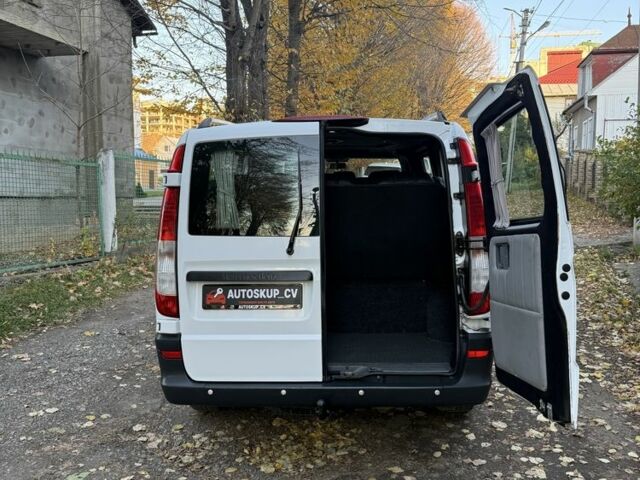 Мерседес Вито 2007 в Черновцах на Automoto.ua Белый Мерседес Вито, объемом двигателя 3 л и пробегом 340 тыс. км за 10800 $, фото 2 на Automoto.ua
