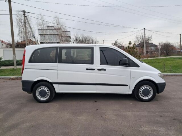 Белый Мерседес Вито, объемом двигателя 2.1 л и пробегом 350 тыс. км за 7950 $, фото 4 на Automoto.ua