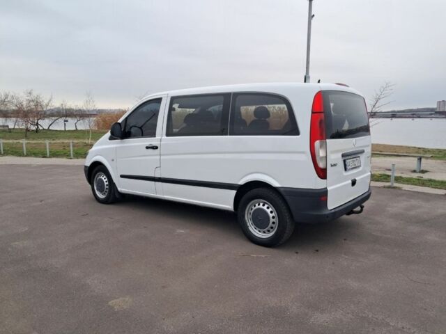 Белый Мерседес Вито, объемом двигателя 2.1 л и пробегом 350 тыс. км за 7950 $, фото 2 на Automoto.ua