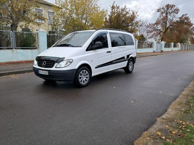 Мерседес Вито 2008 в Николаеве на Automoto.ua Белый Мерседес Вито, объемом двигателя 2.1 л и пробегом 301 тыс. км за 8199 $, фото 1 на Automoto.ua