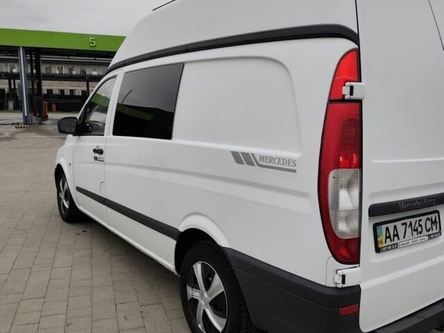Білий Мерседес Віто, об'ємом двигуна 2.1 л та пробігом 205 тис. км за 7800 $, фото 7 на Automoto.ua