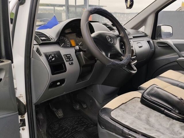 Білий Мерседес Віто, об'ємом двигуна 2.1 л та пробігом 205 тис. км за 7800 $, фото 10 на Automoto.ua