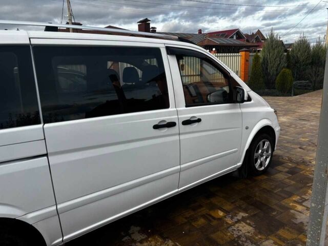 Білий Мерседес Віто, об'ємом двигуна 2.1 л та пробігом 222 тис. км за 10500 $, фото 5 на Automoto.ua