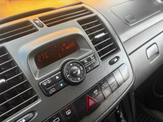 Білий Мерседес Віто, об'ємом двигуна 2.1 л та пробігом 222 тис. км за 10500 $, фото 8 на Automoto.ua